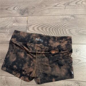 NOBULL Women's Tie-Dye Shorts Brown Size Medium Inseam 2”
